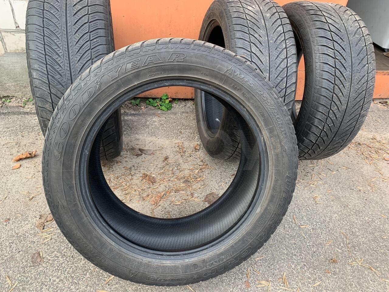 Легковые шины GoodYear Wrangler 255/50 R19 4 шт.