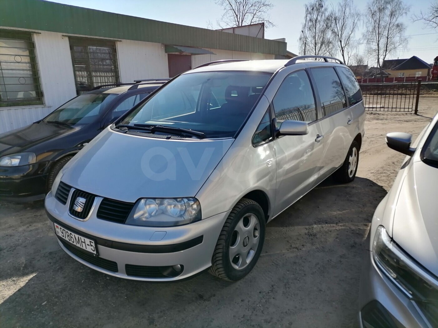 Volkswagen sharan i рестайлинг 2. Сат альхамбра кузов710. Сеат альхамбра в белоруссии. В белый фон. Сеат альхамбра в белоруссии.