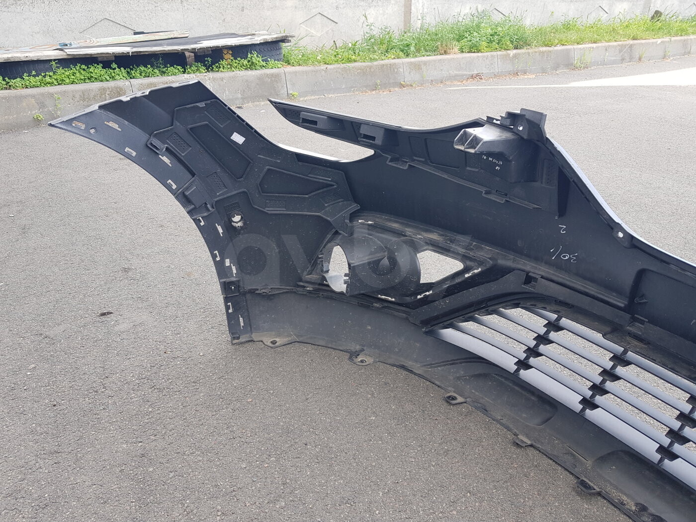 Передний бампер в сборе для Renault Arkana 2018-...