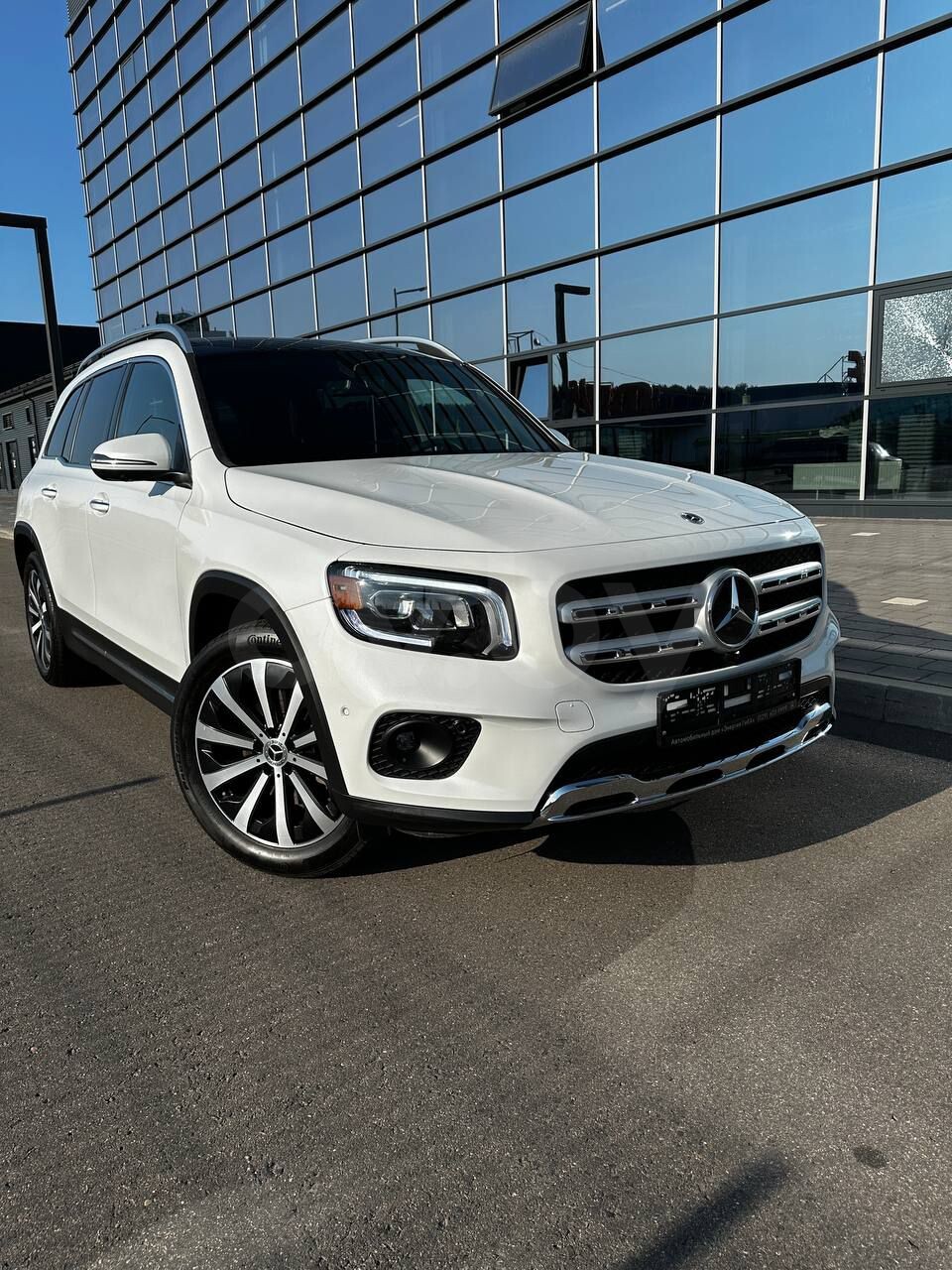 Mercedes glb 200 2022 черный. Мерседес кроссовер 2021 glb. Мерседес glb200d. Мерседес glb 2020. Мерседес глб черный.