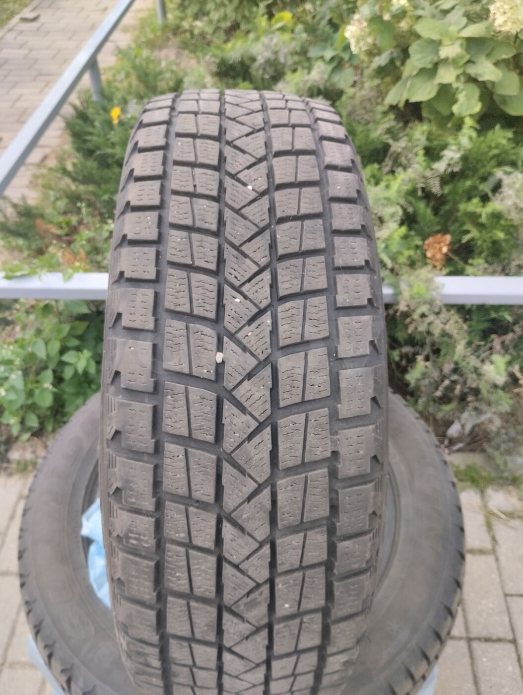 Купить шины легковые шины Sumo 215/60 R17 зимние, с пробегом, 4 шт. в ...