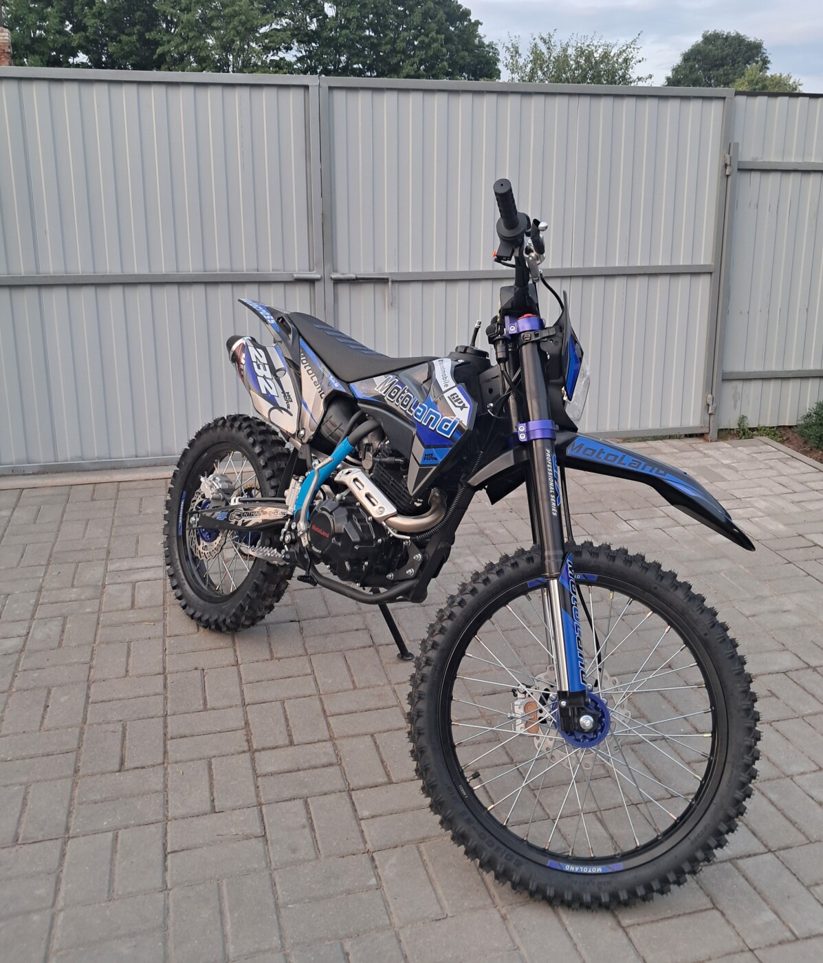 Купить мотоцикл Motoland XT 250HS172FMM за 1800 $, новый, 2024 г., 250 ...