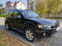 Mitsubishi Outlander XL · Рестайлинг, 5 мест, 2010 г.