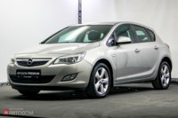 Opel Astra J, 2010 г.