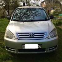 Toyota Avensis Verso I, 7 мест, 2001 г.