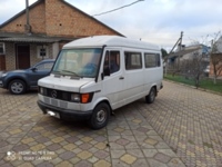 Mercedes-Benz T1 (207D-410D) 210, 1989 г.