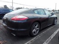 Porsche Panamera 970, 2011 г.