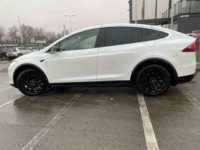Tesla Model X, 5 мест, 2018 г.