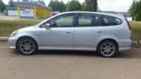 Honda Stream I · Рестайлинг, 7 мест, 2004 г.