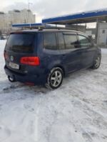 Volkswagen Touran II, 5 мест, 2011 г.