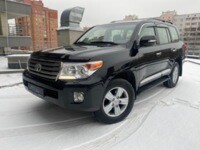 Toyota Land Cruiser J200 · Рестайлинг, 7 мест, 2012 г.