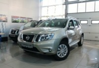 Nissan Terrano V, 5 мест, 2014 г.