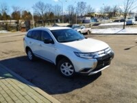 Mitsubishi Outlander III · 2-й рестайлинг, 5 мест, 2015 г.
