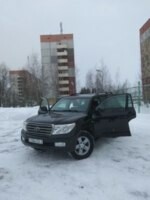 Toyota Land Cruiser J200, 7 мест, 2010 г.