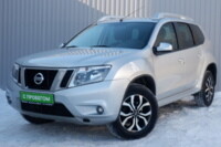Nissan Terrano V, 5 мест, 2014 г.