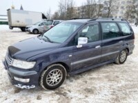 Mitsubishi Space Wagon Typ N50, 7 мест, 1998 г.