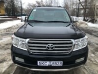 Toyota Land Cruiser J200, 7 мест, 2010 г.