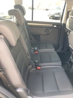 Volkswagen Touran II, 5 мест, 2010 г.