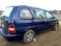 Kia Carnival I, 7 мест, 2000 г.