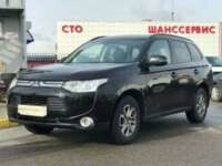 Mitsubishi Outlander III, 5 мест, 2012 г.