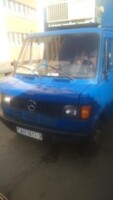Mercedes Т1 207D - 410D 410, 1990 г.