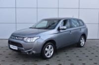 Mitsubishi Outlander III, 5 мест, 2012 г.