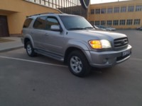 Toyota Sequoia I, 7 мест, 2002 г.