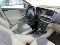 Volvo V40 II · Рестайлинг, 2018 г.