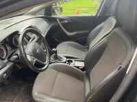 Opel Astra J, 2010 г.