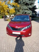 Toyota Sienna III (XL30), 7 мест, 2011 г.