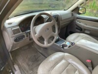 Ford Explorer III, 7 мест, 2004 г.