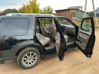 Ford Explorer III, 7 мест, 2004 г.