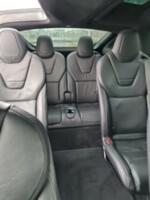 Tesla Model X, 7 мест, 2017 г.