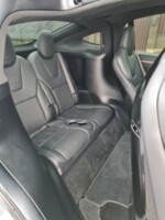 Tesla Model X, 7 мест, 2017 г.