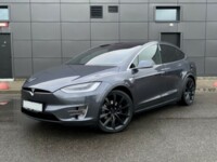 Tesla Model X, 7 мест, 2016 г.