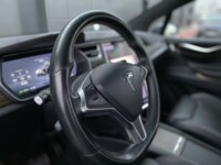 Tesla Model X, 7 мест, 2016 г.