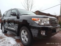 Toyota Land Cruiser J200, 7 мест, 2012 г.
