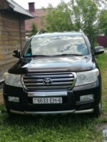 Toyota Land Cruiser J200, 7 мест, 2010 г.