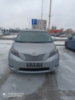 Toyota Sienna III (XL30), 7 мест, 2010 г.