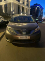 Toyota Sienna III (XL30), 7 мест, 2011 г.