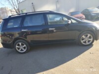 Mitsubishi Grandis, 7 мест, 2006 г.