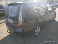 Mitsubishi Grandis, 7 мест, 2006 г.