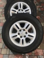 Легковые шины Nokian wr 265/65 R17 4 шт.