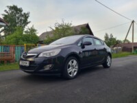 Opel Astra J, 2010 г.