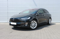 Tesla Model X, 6 мест, 2017 г.