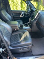 Toyota Land Cruiser J200 · 2-й рестайлинг, 7 мест, 2018 г.