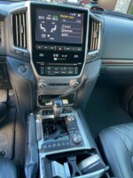 Toyota Land Cruiser J200 · 2-й рестайлинг, 7 мест, 2018 г.