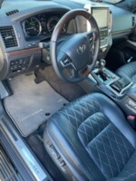 Toyota Land Cruiser J200 · 2-й рестайлинг, 7 мест, 2018 г.