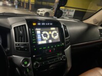 Toyota Land Cruiser J200 · Рестайлинг, 7 мест, 2014 г.