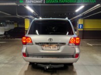 Toyota Land Cruiser J200 · Рестайлинг, 7 мест, 2014 г.